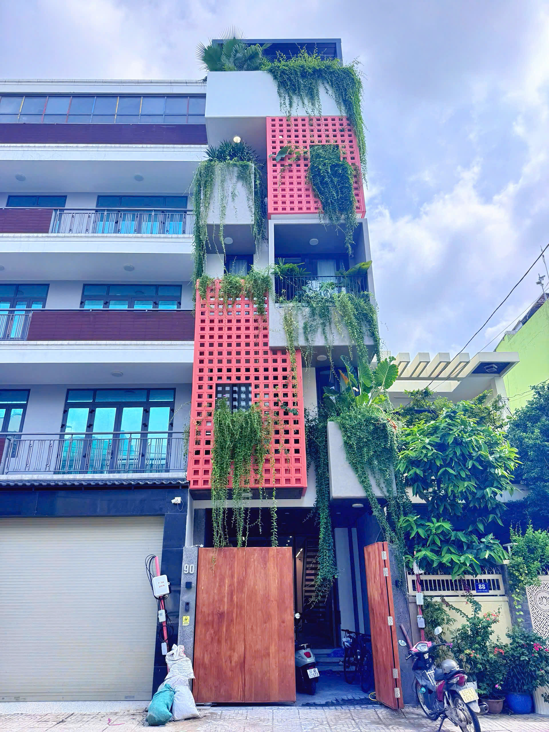 HÌNH ẢNH THỰC TẾ THI CÔNG NHÀ PHỐ TÂN PHÚ